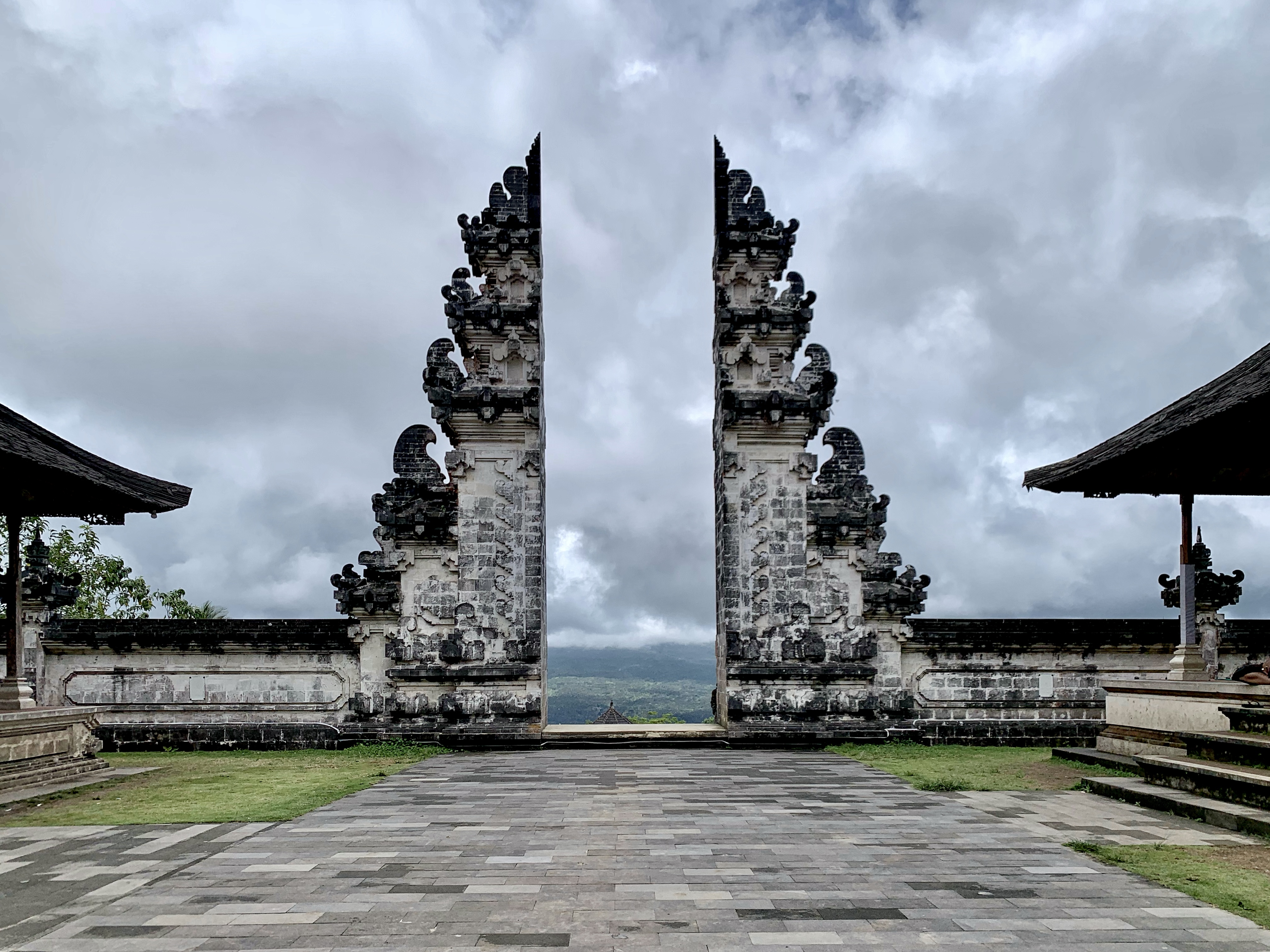 Gate of Heaven Temple Tour